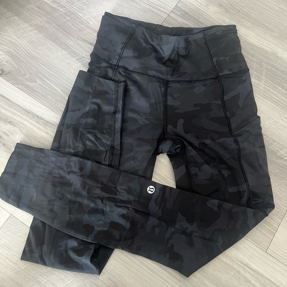 Lululemon FAST AND FREE TIGHT II 25, Size 4 - Picture 5 of 6